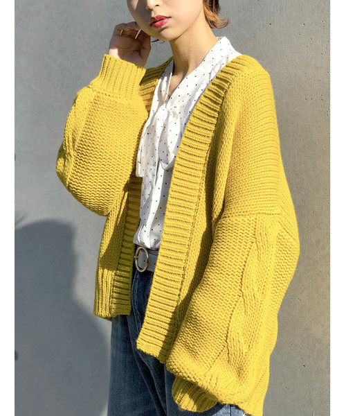 WEGO（ウィゴー）の「WEGO/ケーブルスリーブルーズカーディガン（カーディガン/ボレロ・レディース・イエロー/ベージュ/アイボリー/パープル・FREE）」の4枚目の写真