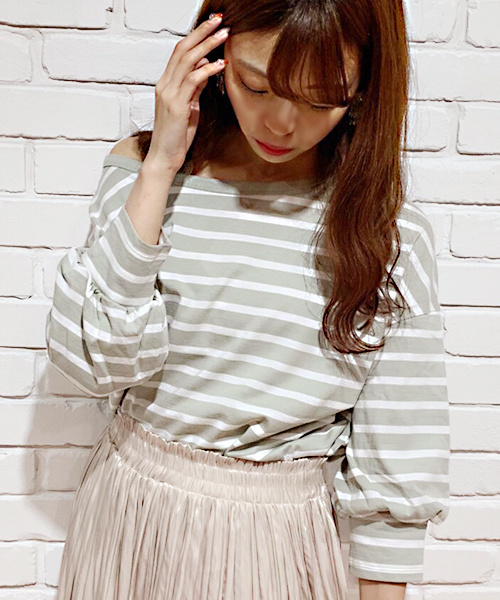 apres jour（アプレジュール）の「2WAYボリューム袖ボーダートップス【ZOZOTOWN限定アイテム】（Tシャツ/カットソー・レディース・ベージュ/サックスブルー/ライトグリーン/マスタード・フリー）」の17枚目の写真