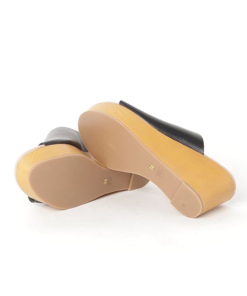 flower（フラワー）の「レザーウェッジサンダル2（サンダル・レディース・ブラック/ブラウン・38/37/36）」の4枚目の写真