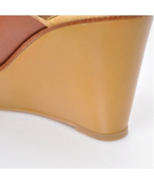 flower（フラワー）の「レザーウェッジサンダル2（サンダル・レディース・ブラック/ブラウン・38/37/36）」の11枚目の写真