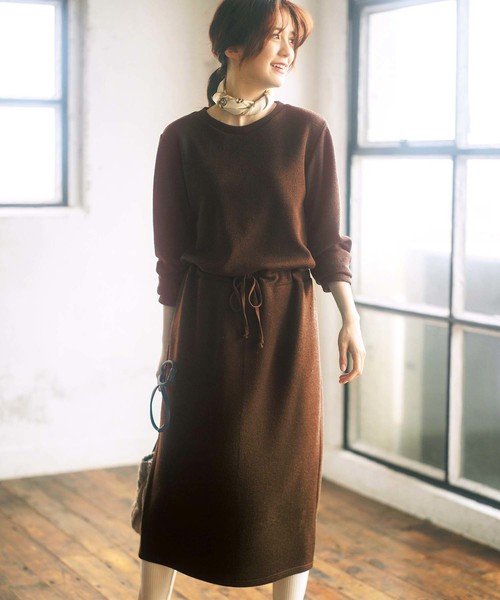 GeeRA(ジーラ)の「あぜ編ニットソーブラウジングワンピース(ワンピース・レディース・ブラック/ベージュ/ブラウン・SMALL/MEDIUM/LARGE/X-LARGE)」の2枚目の写真