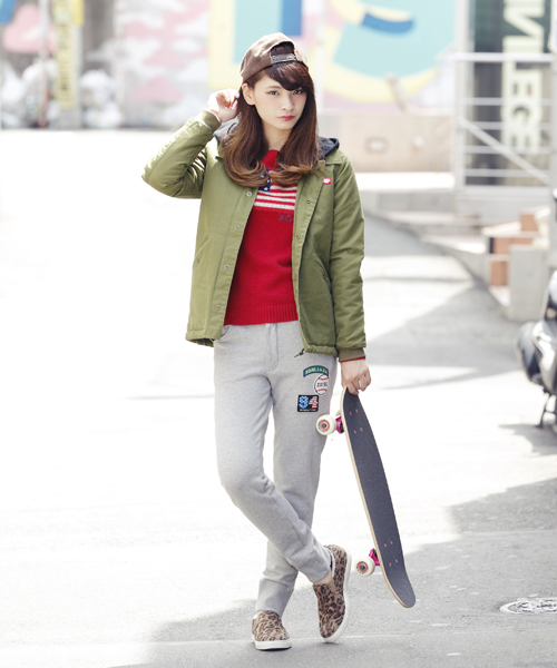 X-girl（エックスガール）の「MILITARY COACH JACKET（ミリタリージャケット・レディース・カモフラージュ/ブラック/オリーブ・1/2）」の14枚目の写真