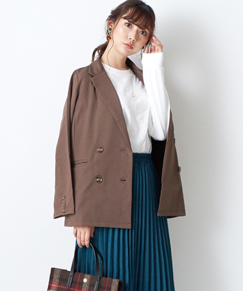 STYLEBLOCK（スタイルブロック）の「とろみ素材ダブルテーラードジャケット（テーラードジャケット・レディース・キャメル/レッド系その他/ブラウン/カーキ・M）」の2枚目の写真