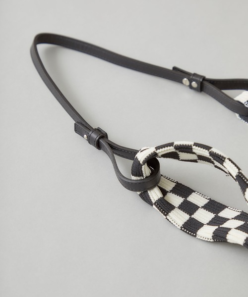 LASTFRAME（ラストフレーム）の「【LASTFRAME(ラストフレーム)】ブロックマーケットバッグ　L220002（ショルダーバッグ・レディース・ブラック/ピンク・SMALL）」の6枚目の写真