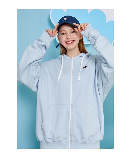 muahmuah(ムーアムーア)の「ワッペンロゴラインジップアップパーカー/ZIP UPフーディー(パーカー・レディース・ライトブルー/ブラック/ベージュ/グレー/ピンク/ブルー・FREE)」の1枚目の写真