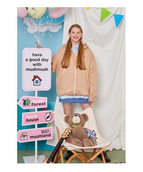 muahmuah(ムーアムーア)の「ワッペンロゴラインジップアップパーカー/ZIP UPフーディー(パーカー・レディース・ライトブルー/ブラック/ベージュ/グレー/ピンク/ブルー・FREE)」の21枚目の写真