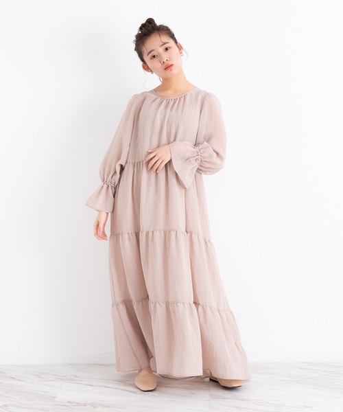 VANNIE U(ヴァニーユー)の「ふんわりティアードワンピース(ワンピース・レディース・ベージュ/ラベンダー・FREE)」の17枚目の写真