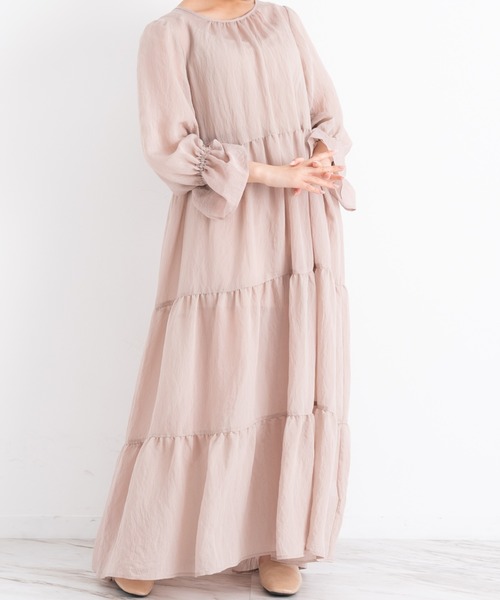 VANNIE U(ヴァニーユー)の「ふんわりティアードワンピース(ワンピース・レディース・ベージュ/ラベンダー・FREE)」の18枚目の写真