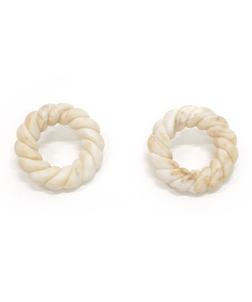 DONOBAN（ドノバン）の「ツイストサークルピアス [E]（ピアス（両耳用）・レディース・ベージュ/ブラウン・ONESIZE）」の12枚目の写真