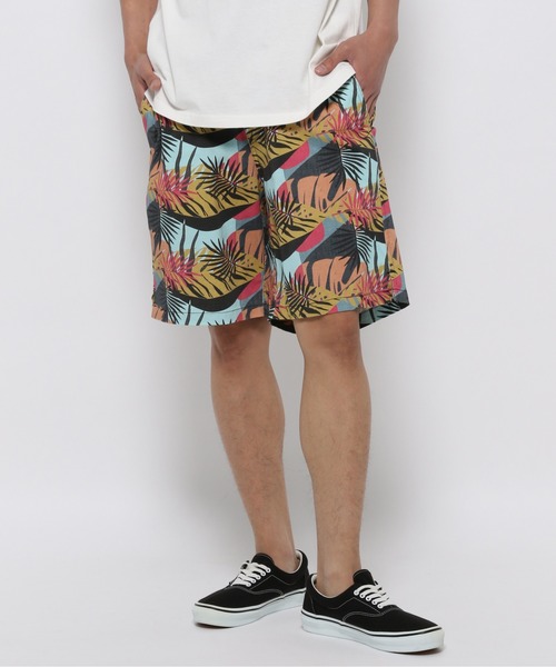 BAYFLOW(ベイフロー)の「【REEF(リーフ)×BAYFLOW】柄ショートパンツ(その他パンツ・メンズ・ブラック/ブラウン/サックスブルー・SMALL/MEDIUM/LARGE)」の3枚目の写真