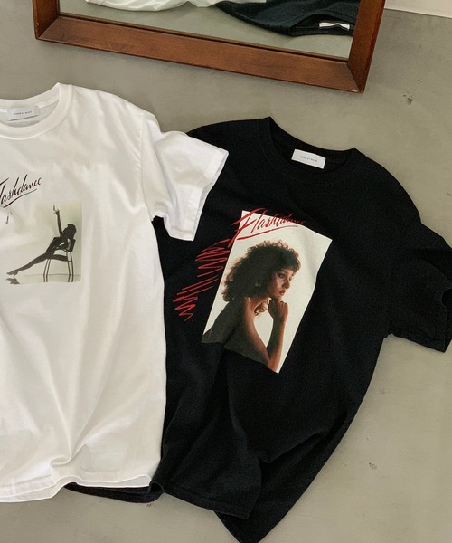 ADAM ET ROPE'(アダムエロペ)の「Flash dance Tシャツ(Tシャツ/カットソー・レディース・ブラック/ホワイト・FREE)」の3枚目の写真