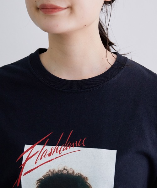 ADAM ET ROPE'(アダムエロペ)の「Flash dance Tシャツ(Tシャツ/カットソー・レディース・ブラック/ホワイト・FREE)」の19枚目の写真