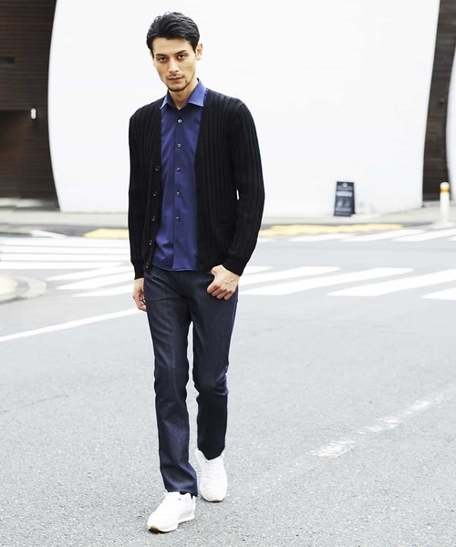 MICHEL KLEIN HOMME (ミッシェルクランオム)の「シャツ(ロジェ)(シャツ/ブラウス・メンズ・ホワイト/ブラック/パープル/ワインレッド・MEDIUM/LARGE/X-LARGE)」の5枚目の写真