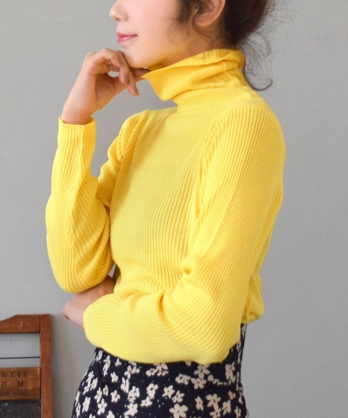 zootie（ズーティー）の「チクチクしない リブニット［タートルネック］（ニット/セーター・レディース・ブラック/ミント/アイボリー/杢グレー/ベージュ系その他/ダークオリーブ/ブラウン系その他/マスタード/ラベンダー/ブルー/ブラウン系その他2/チャコールグレー/グリーン/ターコイズブルー/ベージュ系その他2/レッド/ケリーグリーン/フューシャピンク/ライトピンク/イエロー・L/M/LL）」の16枚目の写真