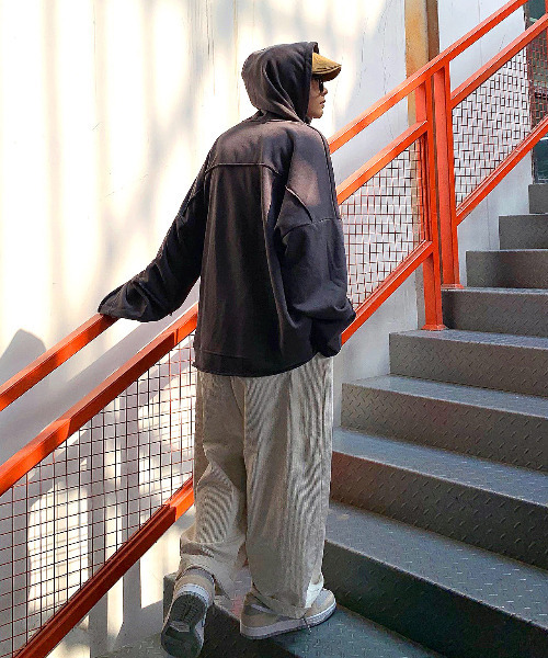 neos（ネオス）の「【neos -addictive design-】ビッグシルエット ミニ裏毛 ダメージ プルパーカー（パーカー・メンズ・グレー/レッド/ブルー/ピンク/パープル/ブラック/チャコールグレー/ホワイト・MEDIUM/LARGE/X-LARGE）」の15枚目の写真