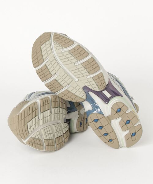 Reebok(リーボック)の「eightyone プレミア ポンプ パリス (スニーカー・メンズ・グレー系その他/カーキ・23.5cm/24.0cm/24.5cm/25.0cm/25.5cm/26.0cm/26.5cm/27.0cm/28.5cm/27.5cm/28.0cm)」の13枚目の写真