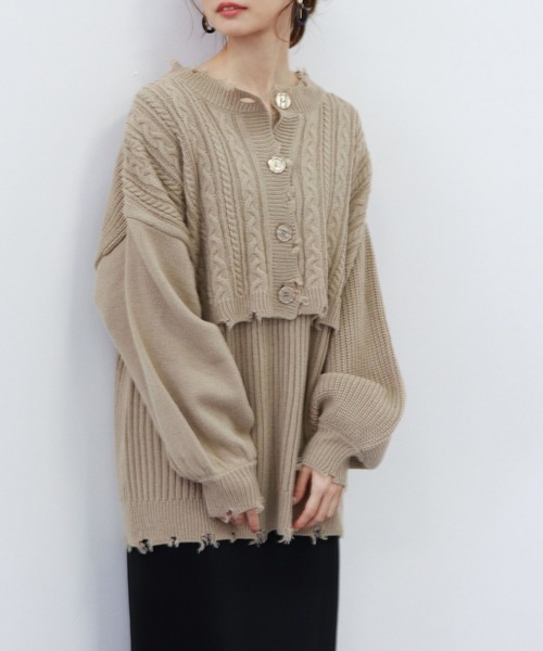archives(アルシーヴ)の「ダメージ短丈カーディガンノースリセット(ニット/セーター・レディース・オフホワイト/ラベンダー/グリーン系その他/グレイッシュベージュ・MEDIUM)」の1枚目の写真