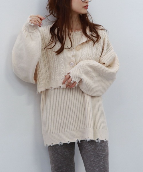 archives(アルシーヴ)の「ダメージ短丈カーディガンノースリセット(ニット/セーター・レディース・オフホワイト/ラベンダー/グリーン系その他/グレイッシュベージュ・MEDIUM)」の17枚目の写真