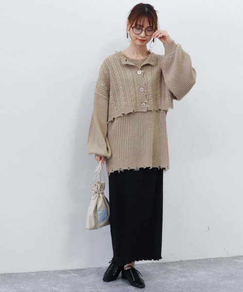 archives(アルシーヴ)の「ダメージ短丈カーディガンノースリセット(ニット/セーター・レディース・オフホワイト/ラベンダー/グリーン系その他/グレイッシュベージュ・MEDIUM)」の7枚目の写真