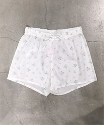 JACKIE. for CC C flower TRUNKS