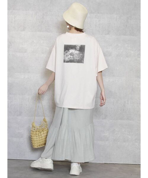 dazzlin（ダズリン）の「フォトメッセージオーバーTシャツ（Tシャツ/カットソー・レディース・グレー/オフホワイト/ベージュ/オレンジ・FREE）」の21枚目の写真