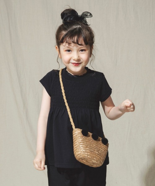 BRANSHES（ブランシェス）の「シャーリング半袖チュニック（チュニック・キッズ・ブラック/カーキ/ピンク・130cm/140cm/150cm/100cm/110cm/90cm/120cm）」の2枚目の写真