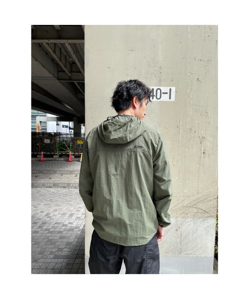 KANGOL（カンゴール）の「＜KANGOL　SPORT／カンゴールスポーツ＞はっ水軽量マウンテンパーカー（マウンテンパーカー・メンズ・カーキ/ブラック・X-LARGE/LARGE/MEDIUM）」の7枚目の写真