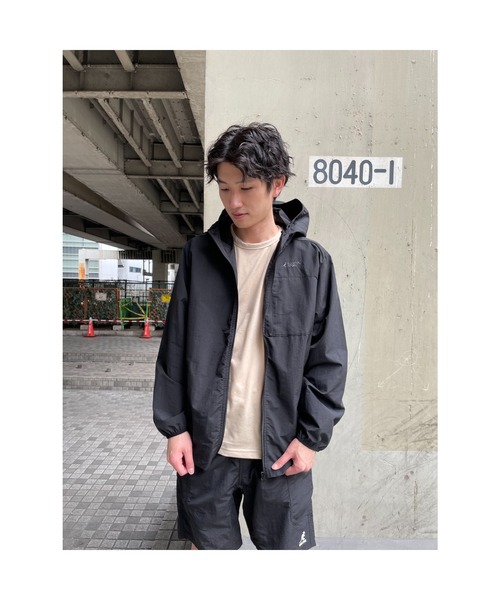 KANGOL（カンゴール）の「＜KANGOL　SPORT／カンゴールスポーツ＞はっ水軽量マウンテンパーカー（マウンテンパーカー・メンズ・カーキ/ブラック・X-LARGE/LARGE/MEDIUM）」の8枚目の写真