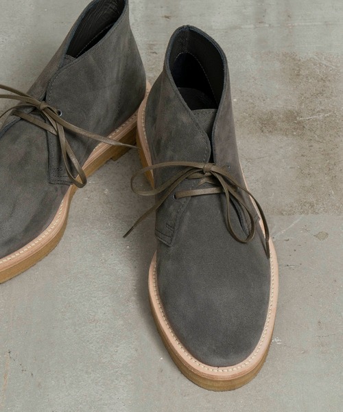 MAISON SPECIAL（メゾンスペシャル）の「【SPECIAL SHOES FACTORY コラボ】東京産クレープソールスウェードチャッカブーツ 【MAISON SPECIAL/メゾンスペシャル】（ブーツ・メンズ・ブラウン/グレー/ブラック・25.5/26.5/27.5）」の13枚目の写真