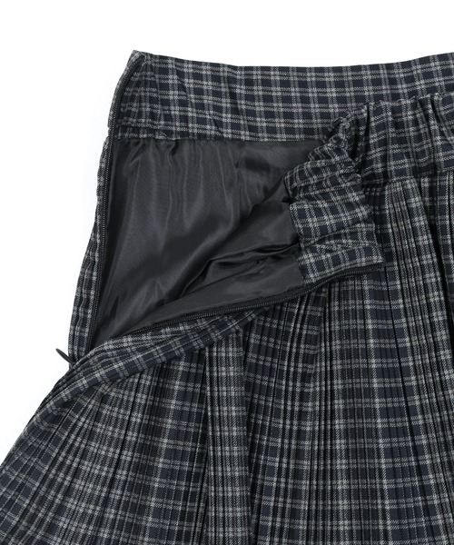 Figments（フィグメンツ）の「チェッククリスタルプリーツミニスカート（スカート・レディース・ライトグレー/ネイビー・FREE）」の7枚目の写真
