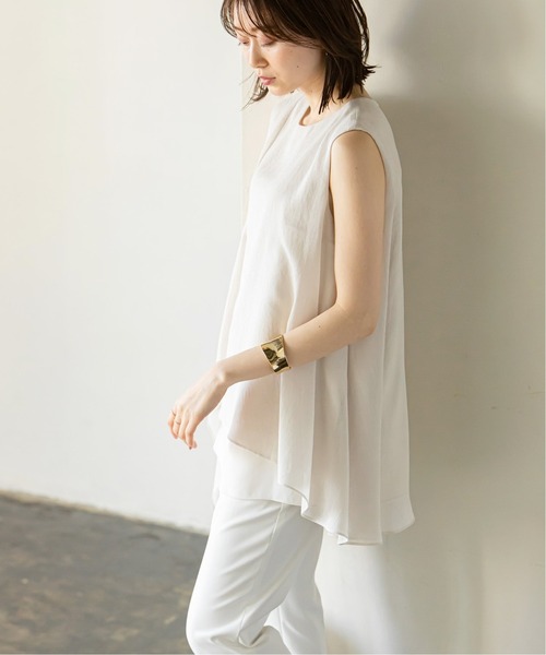 Noble（ノーブル）の「イレギュラーヘムチュニックブラウス◆（シャツ/ブラウス・レディース・オフホワイト/イエロー/ネイビー・FREE）」の7枚目の写真