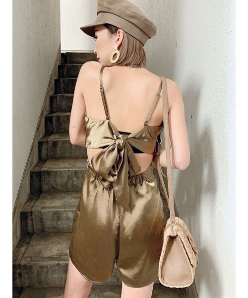 GYDA（ジェイダ）の「バックリボンサテンショーパンロンパース（つなぎ/オールインワン・レディース・ベージュ/ブラック/カーキ・FREE）」の14枚目の写真