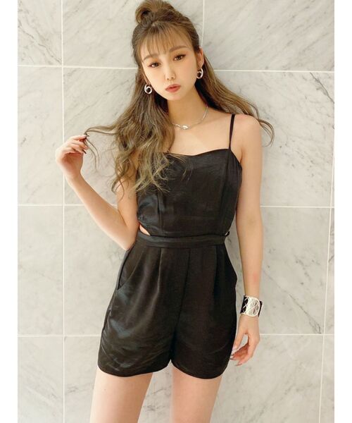 GYDA（ジェイダ）の「バックリボンサテンショーパンロンパース（つなぎ/オールインワン・レディース・ベージュ/ブラック/カーキ・FREE）」の12枚目の写真