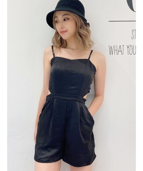 GYDA（ジェイダ）の「バックリボンサテンショーパンロンパース（つなぎ/オールインワン・レディース・ベージュ/ブラック/カーキ・FREE）」の17枚目の写真