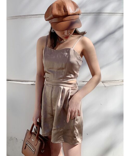 GYDA（ジェイダ）の「バックリボンサテンショーパンロンパース（つなぎ/オールインワン・レディース・ベージュ/ブラック/カーキ・FREE）」の20枚目の写真