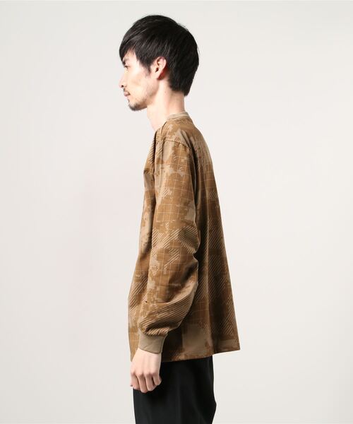 AVIREX（アヴィレックス）の「AVIREX/アヴィレックス　フューチャーコマンド トライアングルＴシャツ/L/S AFC TRIANGLE T-SHIRT（Tシャツ/カットソー・メンズ・ブラック/ブラウン系その他2/オフホワイト/ライトブルーグレー・X-LARGE/LARGE/MEDIUM）」の6枚目の写真