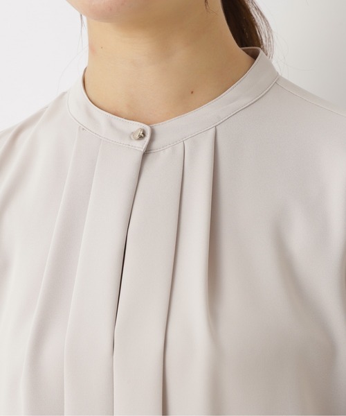 NATURAL BEAUTY BASIC（ナチュラルビューティーベーシック）の「フロントタックブラウス五分袖（シャツ/ブラウス・レディース・ベージュ系その他2/オフホワイト/ライトグリーン・SMALL/MEDIUM）」の14枚目の写真