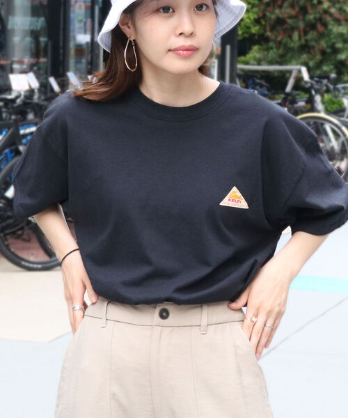 KELTY（ケルティ）の「【KELTY/ケルティ】GLOSTER別注 バックプリント ビッグシルエットショートスリーブTシャツ（Tシャツ/カットソー・メンズ・ホワイト/ブラック/ベージュ/オリーブ・M/L）」の18枚目の写真