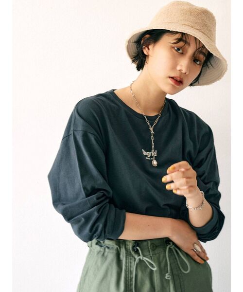 Ungrid（アングリッド）の「【10周年限定】UngridロゴロングスリーブTee（Tシャツ/カットソー・レディース・ブラック/ベージュ/オフホワイト・FREE）」の14枚目の写真