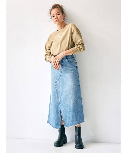 Ungrid（アングリッド）の「【10周年限定】UngridロゴロングスリーブTee（Tシャツ/カットソー・レディース・ブラック/ベージュ/オフホワイト・FREE）」の16枚目の写真