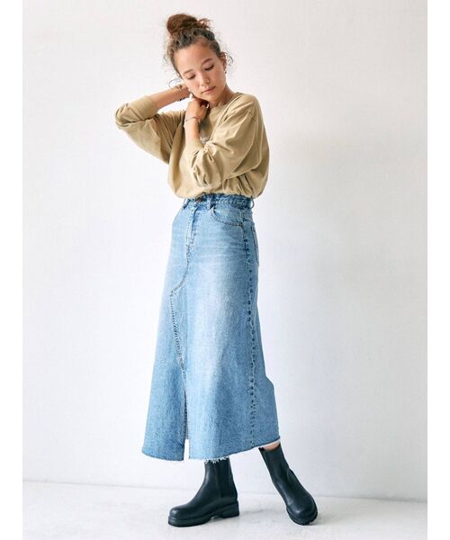 Ungrid（アングリッド）の「【10周年限定】UngridロゴロングスリーブTee（Tシャツ/カットソー・レディース・ブラック/ベージュ/オフホワイト・FREE）」の18枚目の写真