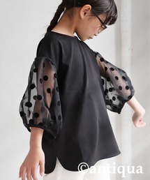 特別な一着。シアースリーブトップス