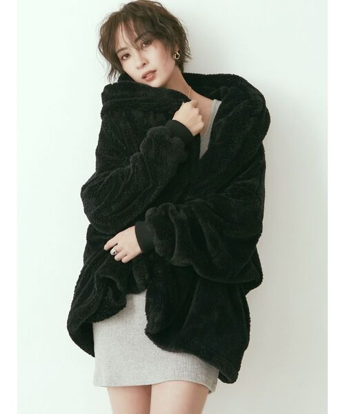 GYDA（ジェイダ）の「LOOSE BOA コート（その他アウター・レディース・オフホワイト/ブラック・FREE）」の9枚目の写真