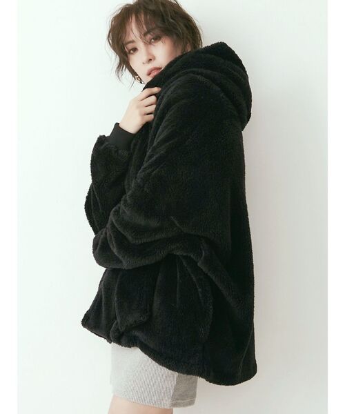 GYDA（ジェイダ）の「LOOSE BOA コート（その他アウター・レディース・オフホワイト/ブラック・FREE）」の14枚目の写真