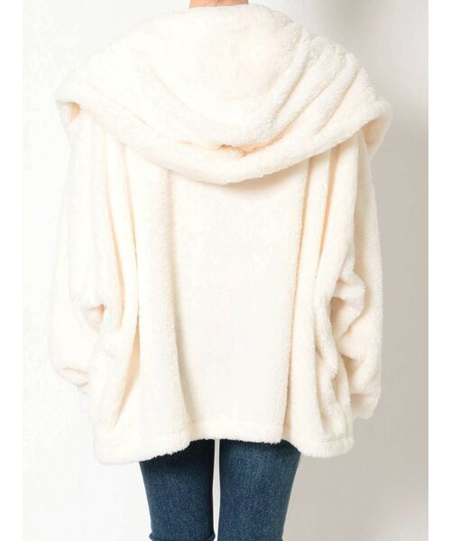 GYDA（ジェイダ）の「LOOSE BOA コート（その他アウター・レディース・オフホワイト/ブラック・FREE）」の21枚目の写真