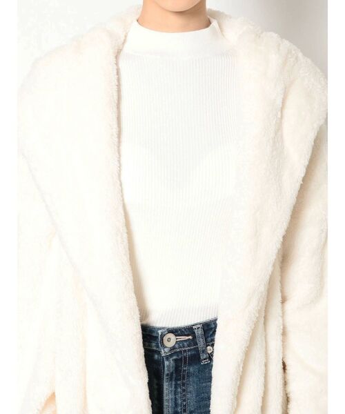 GYDA（ジェイダ）の「LOOSE BOA コート（その他アウター・レディース・オフホワイト/ブラック・FREE）」の20枚目の写真