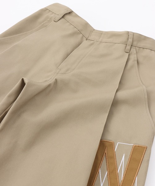NEONSIGN（ネオンサイン）の「NEONSIGN ネオンサイン / DICKIES “MW” BADBOY FIT ディッキーズコラボ "マイノリティ" バッドボーイフィット タックパンツ バルーンパンツ ワークパンツ（セットアップ） / N1570MW（チノパンツ・メンズ・ベージュ/ブラック・42/48/44/46）」の6枚目の写真