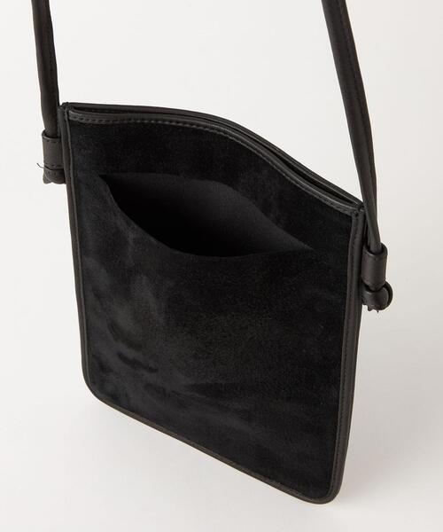 green label relaxing(グリーンレーベルリラクシング)の「<green label relaxing>レザーコンビ ミニショルダーバッグ(ショルダーバッグ・メンズ・ブラック/ダークブラウン・FREE)」の11枚目の写真