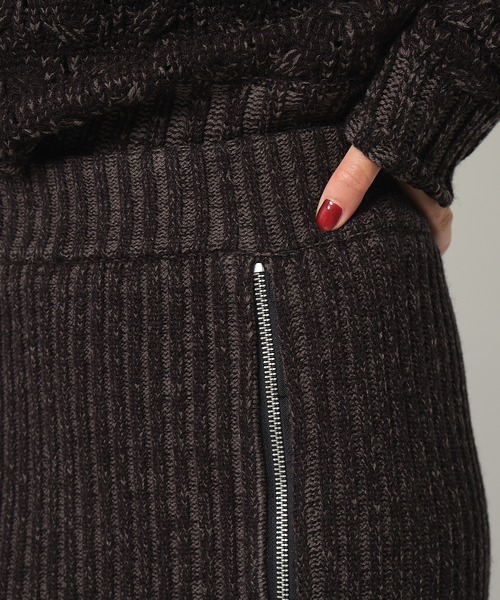 SPIRALGIRL（スパイラルガール）の「ZIP付きリブニットロングスカート（スカート・レディース・ブラック/グリーン・FREE）」の18枚目の写真