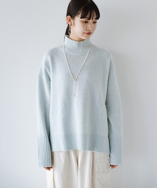 haco!(ハコ)の「軽くて肩こり知らず!全てを包む優しいビッグシルエットハイネックニット(ニット/セーター・レディース・ネイビー/ライトブルー/アイボリー・LARGE/MEDIUM/SMALL/X-LARGE)」の22枚目の写真